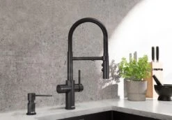 Blanco Catris S - Keukenkraan Met Filterfunctie En Flexibele Uitloop, Mat Zwart 526707 -Woonwinkel 71d1fba56a54d7983efb9fd9