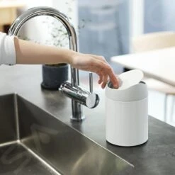 Simplehuman Afvalemmers - Mini Afvalbakje Op Tafel 1,5 L, Wit CW2079 -Woonwinkel 8dc79b50e806ad87a52e0089