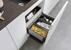 Blanco Select - Inbouw Afvalemmer, Met Scheidingswand, 45 L 526209 8 Blanco Select - Inbouw Afvalemmer, Met Scheidingswand, 45 L 526209 -Woonwinkel a35edd5d70480648c0cf4eb0